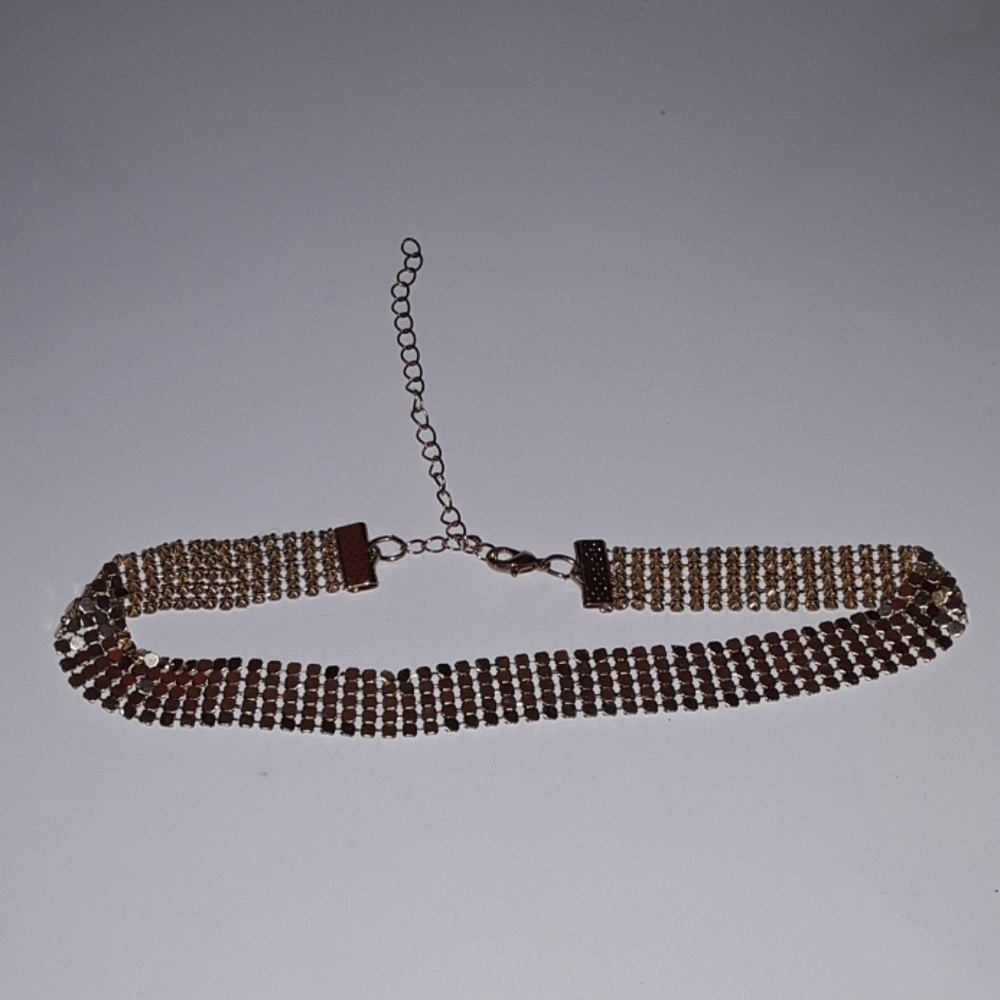 Gold choker necklace
